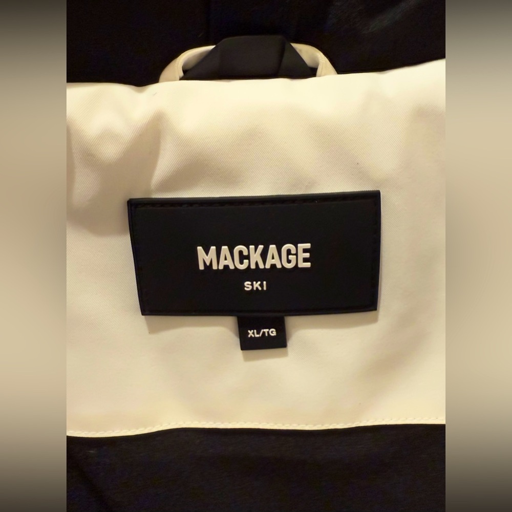 NWTs Mackage Elita-NFZ Down Ski Jacket. Off-White. Sz. XL - Picture 6 of 12